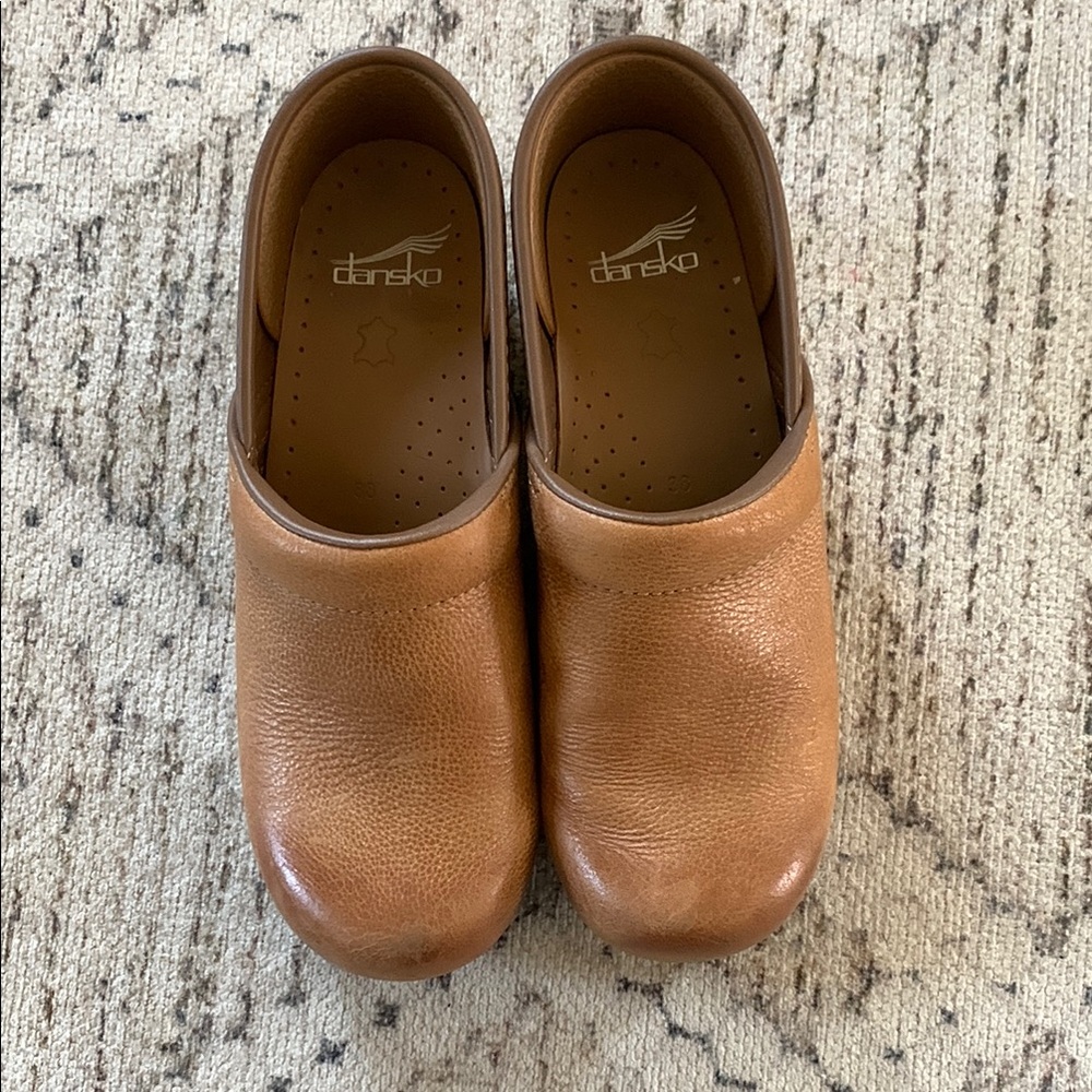 Dansko Distressed Honey Leather Clogs